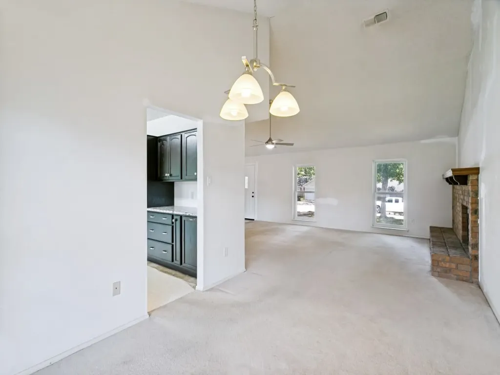1706 Acorn Drive Euless TX 76039