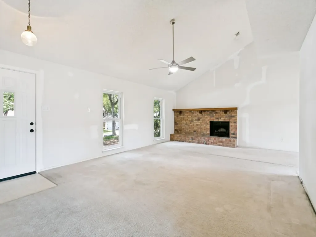 1706 Acorn Drive Euless TX 76039
