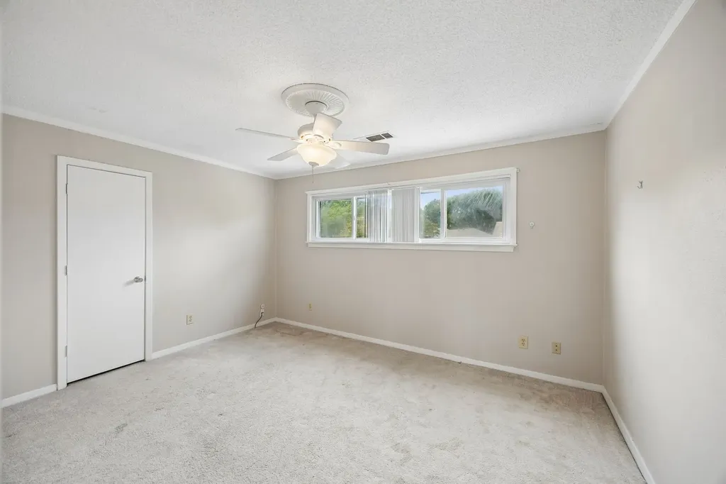 5 Chelsey Circle Richardson TX 75082