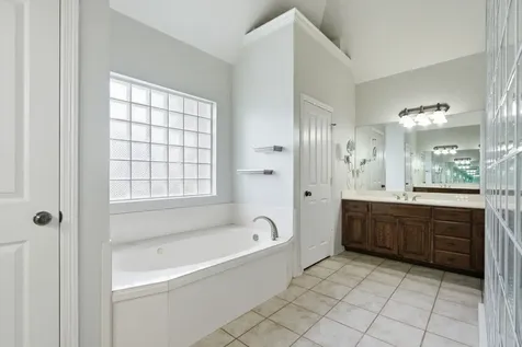 3811 Woods Boulevard Tyler TX 75707