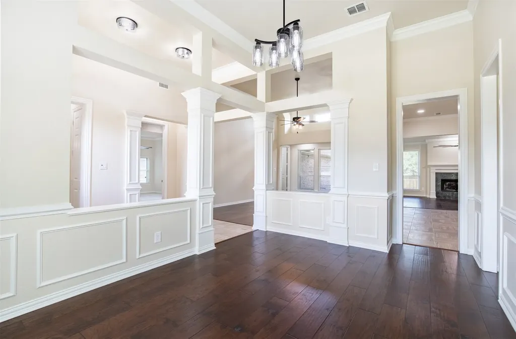 1405 Faringdon Drive Plano TX 75075