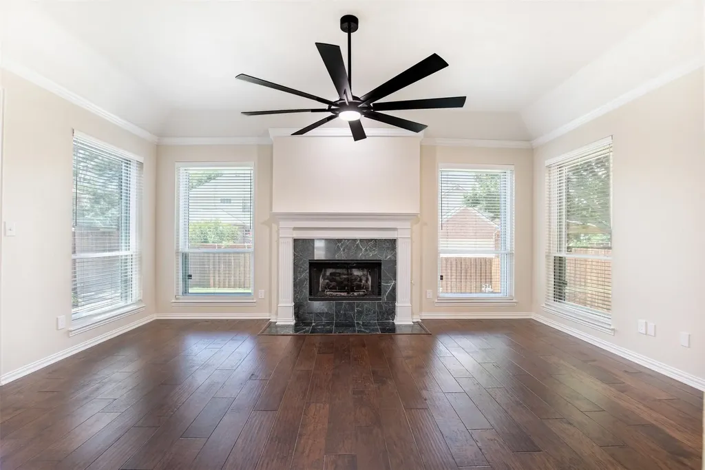 1405 Faringdon Drive Plano TX 75075