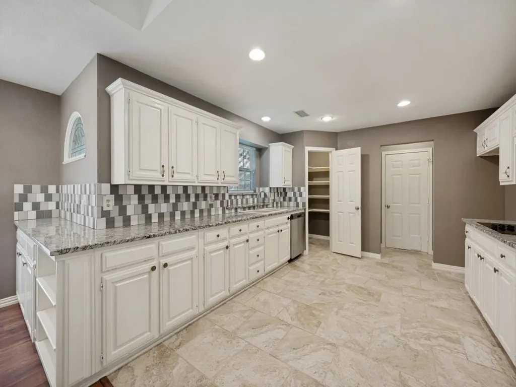 3317 Hazlewood Court Bedford TX 76021