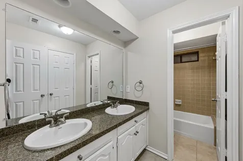 3332 Gatwick Place Farmers Branch TX 75234