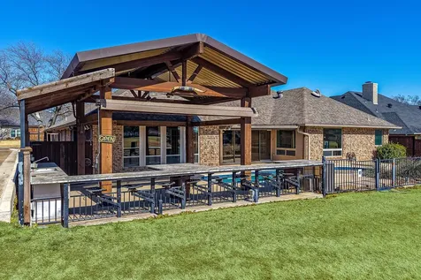 3332 Gatwick Place Farmers Branch TX 75234