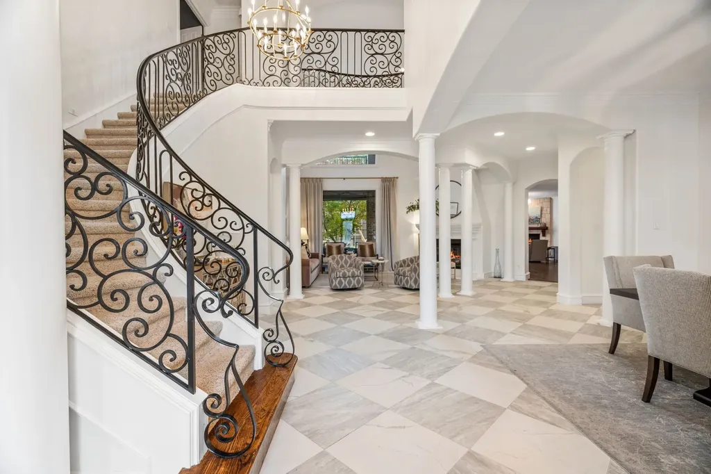 1104 Riverwalk Court Colleyville TX 76034