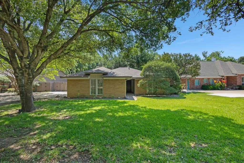 3004 Foxboro Drive Richardson TX 75082