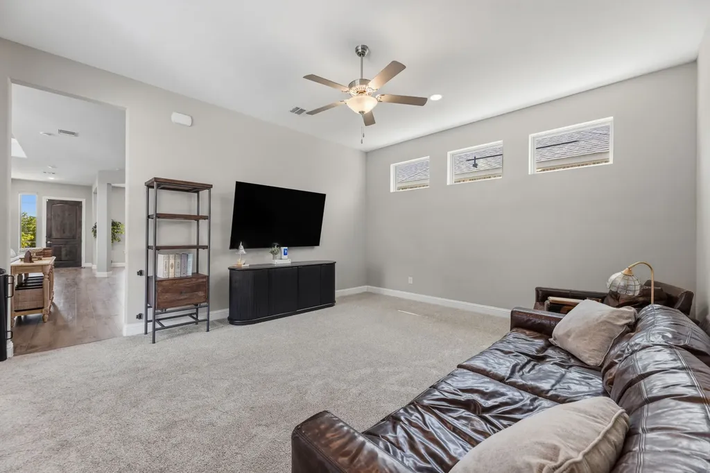 1709 Fagan Street Farmers Branch TX 75234