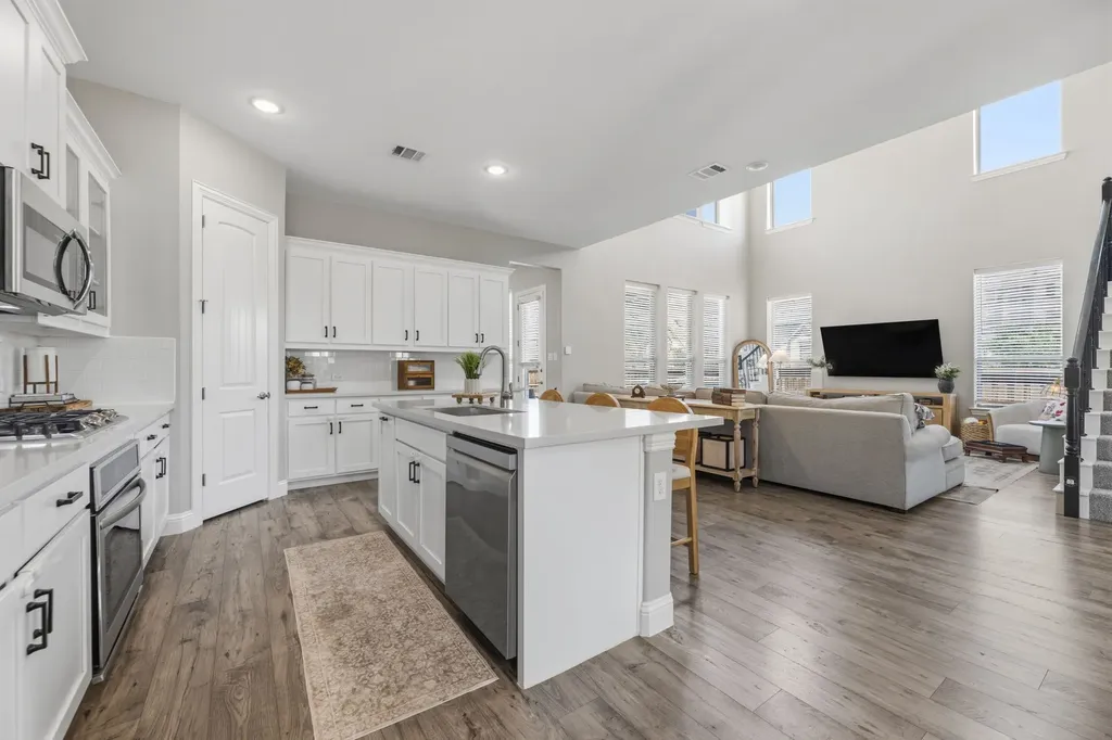 1709 Fagan Street Farmers Branch TX 75234