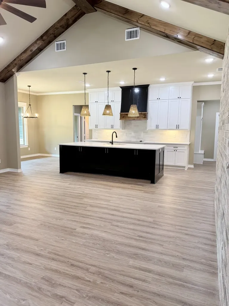 13836 Cedar Hill Tyler TX 75704