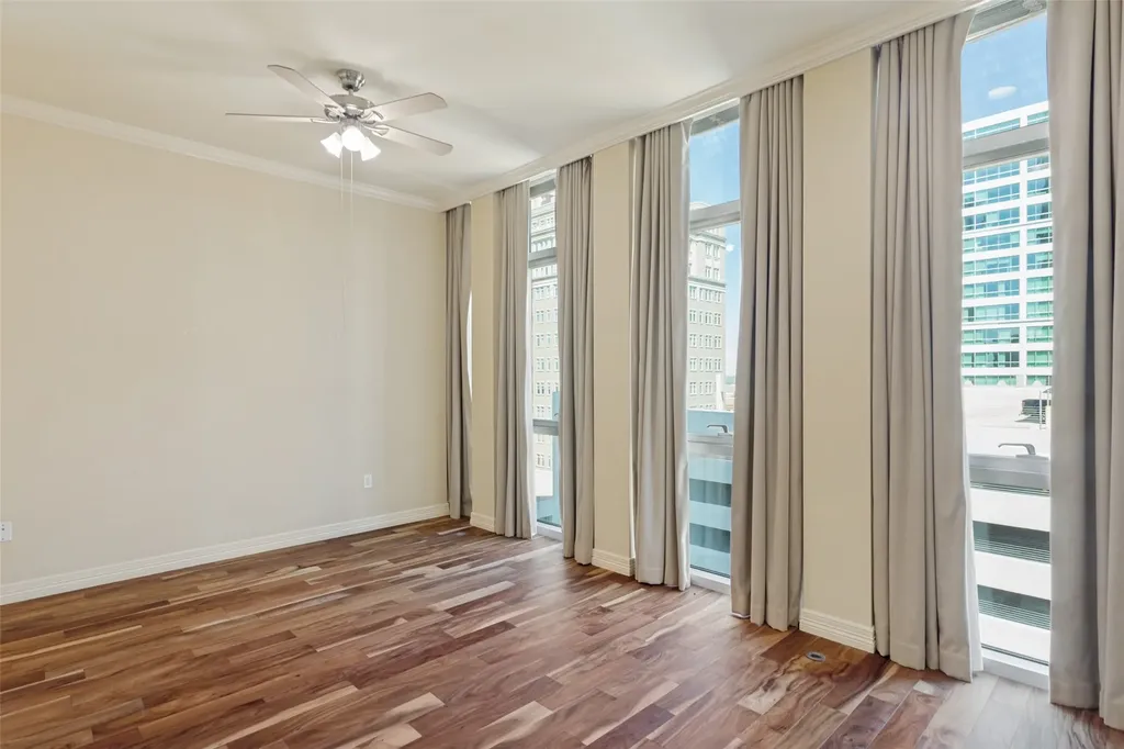 500 Throckmorton Street Fort Worth TX 76102