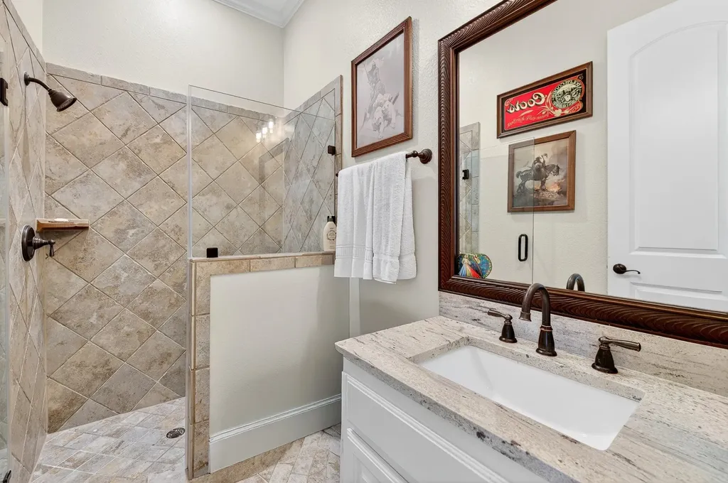3617 Vineyard Way Farmers Branch TX 75234