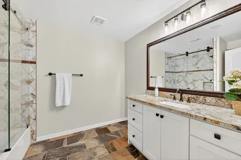 3617 Vineyard Way Farmers Branch TX 75234