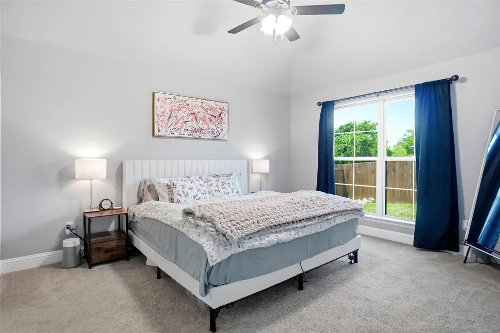 214 Clover Circle Weatherford TX 76086