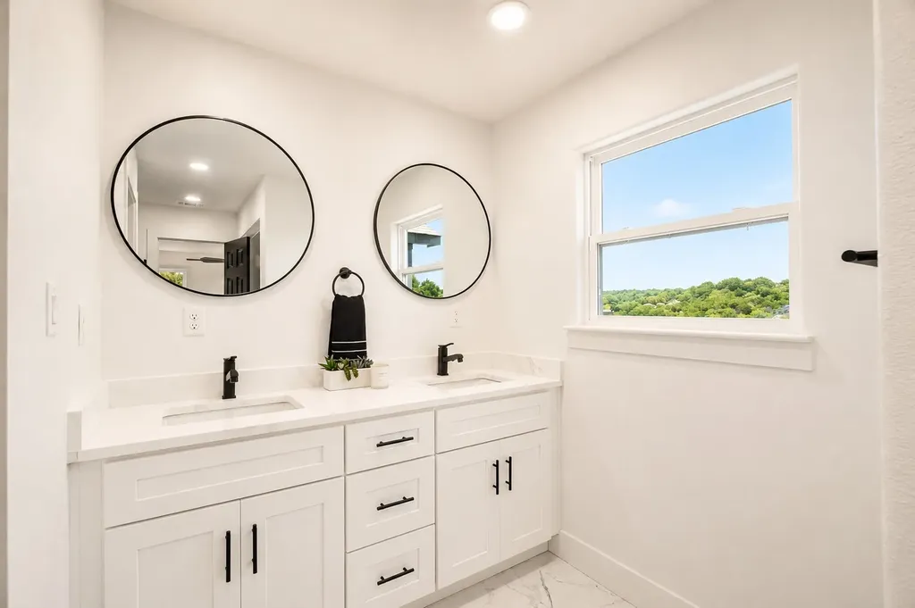 3623 Sioux Trail Granbury TX 76048