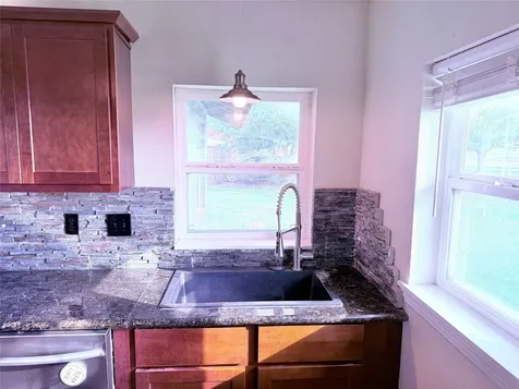1807 Crowell Highway Quanah TX 79252