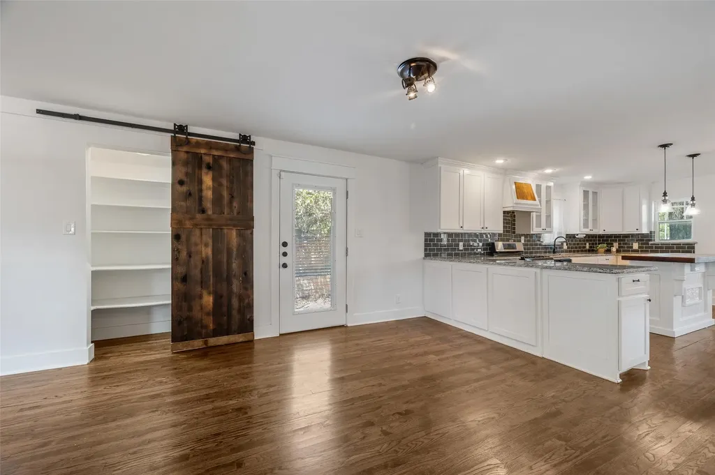 2524 Watauga Road Fort Worth TX 76111