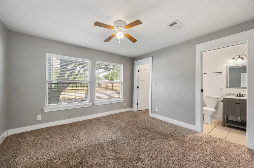 2524 Watauga Road Fort Worth TX 76111