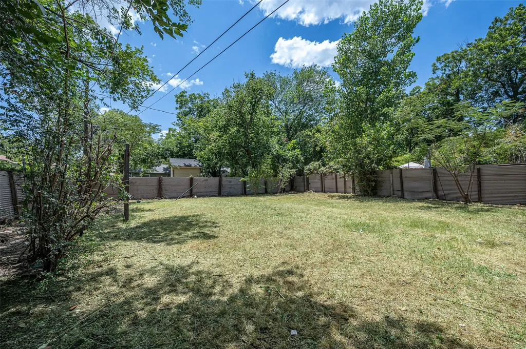 2524 Watauga Road Fort Worth TX 76111