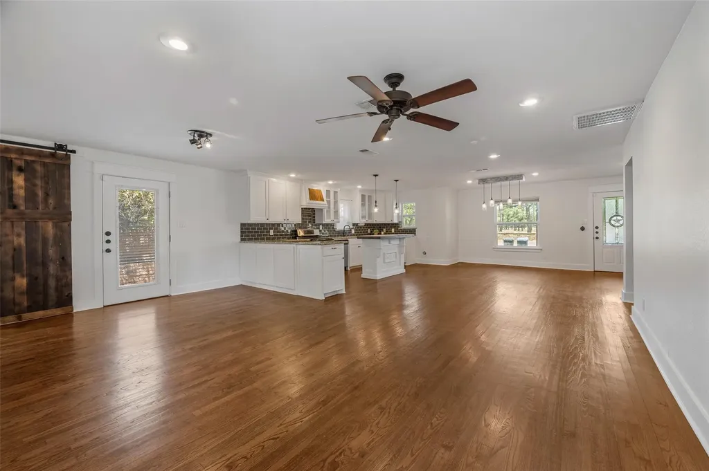 2524 Watauga Road Fort Worth TX 76111