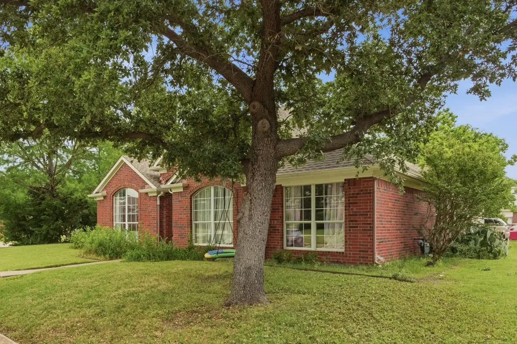 1269 Winston Drive Lewisville TX 75077
