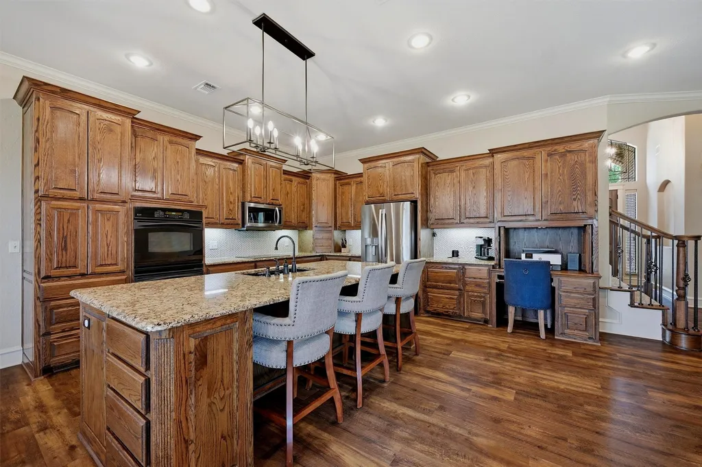 201 Hillside Lane Lindsay TX 76250