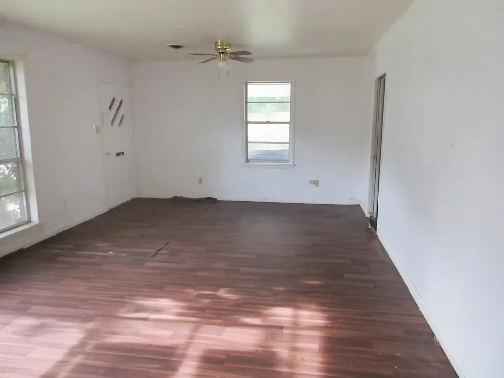 605 W 4th Street Homer LA 71040
