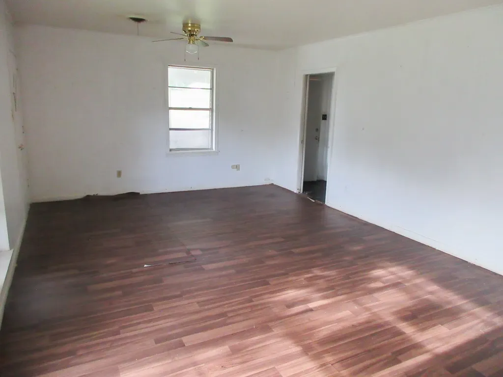 605 W 4th Street Homer LA 71040