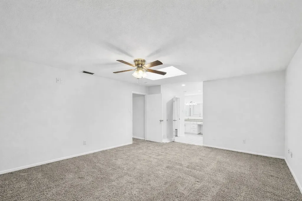 5522 Willow Circle Fort Worth TX 76112