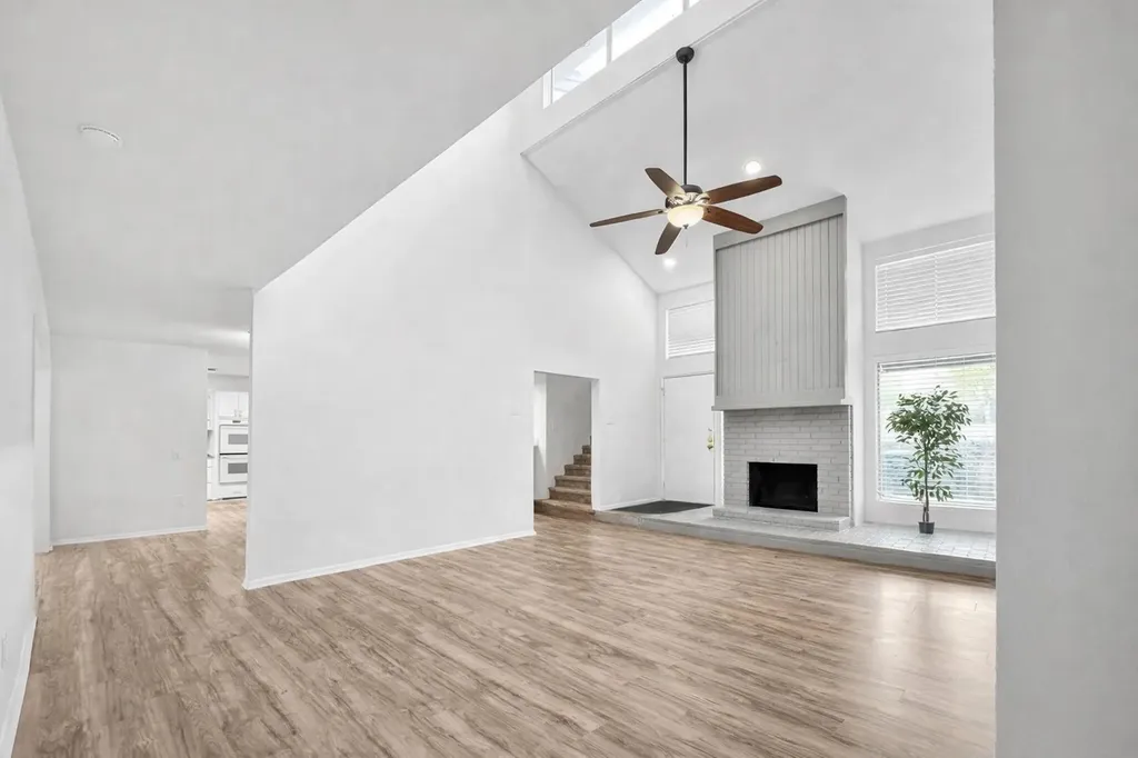 5522 Willow Circle Fort Worth TX 76112