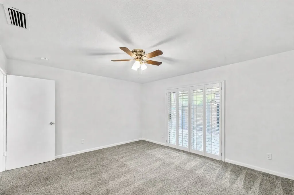 5522 Willow Circle Fort Worth TX 76112