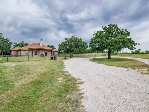 2686 E County Road 411 May TX 76857