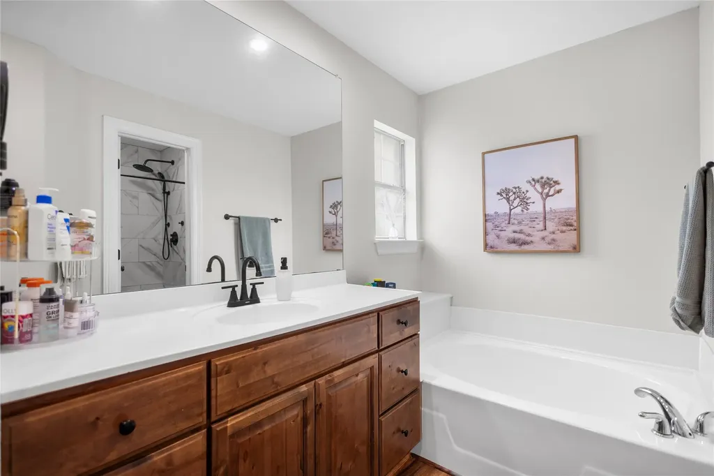 3589 Lansing Switch Road Longview TX 75602