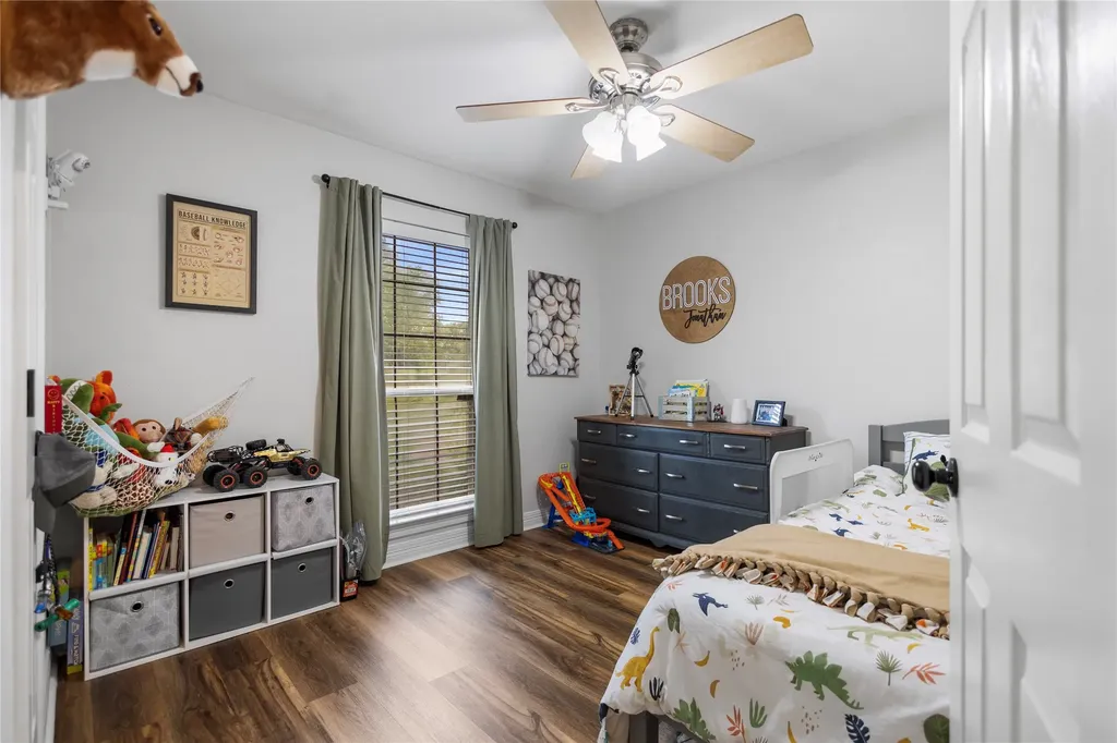 3589 Lansing Switch Road Longview TX 75602