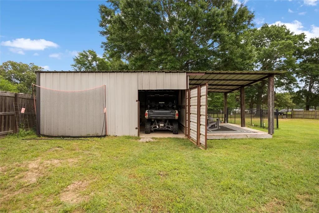3589 Lansing Switch Road Longview TX 75602