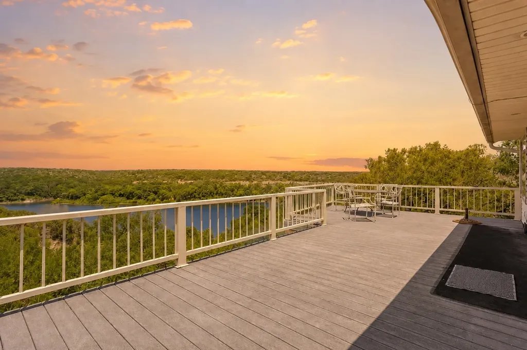 150 County Road 1604 Clifton TX 76634