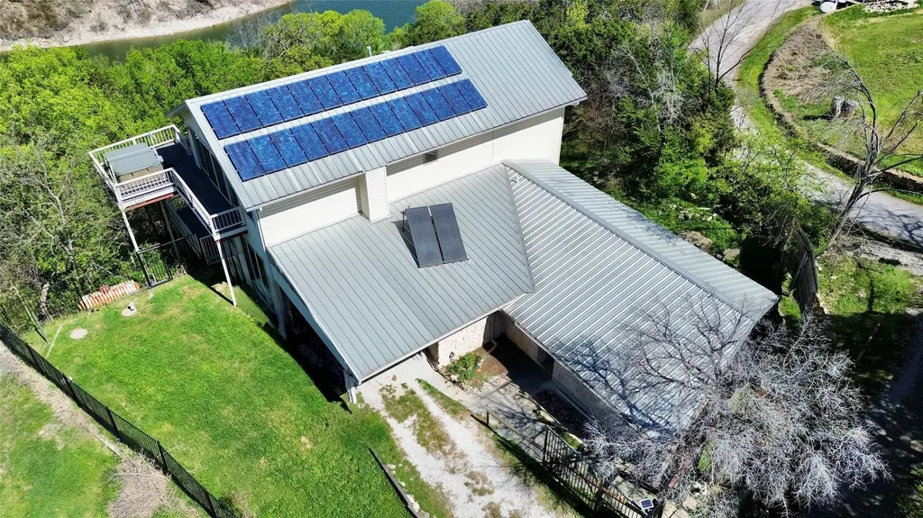150 County Road 1604 Clifton TX 76634