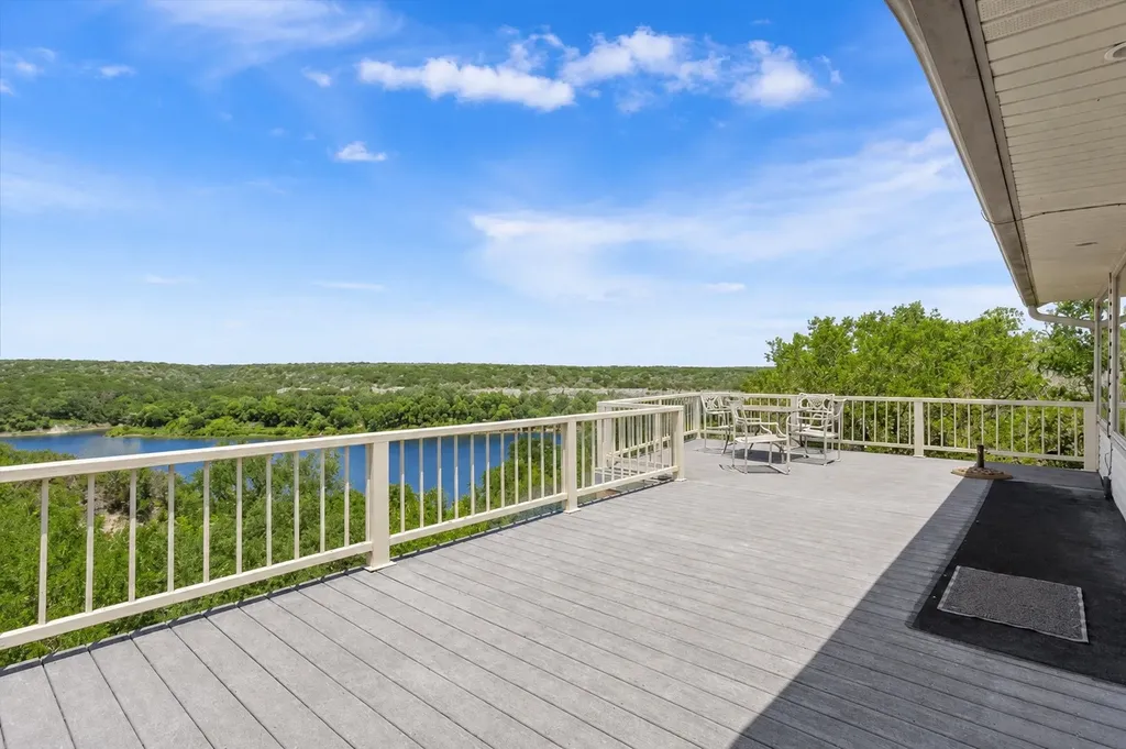 150 County Road 1604 Clifton TX 76634