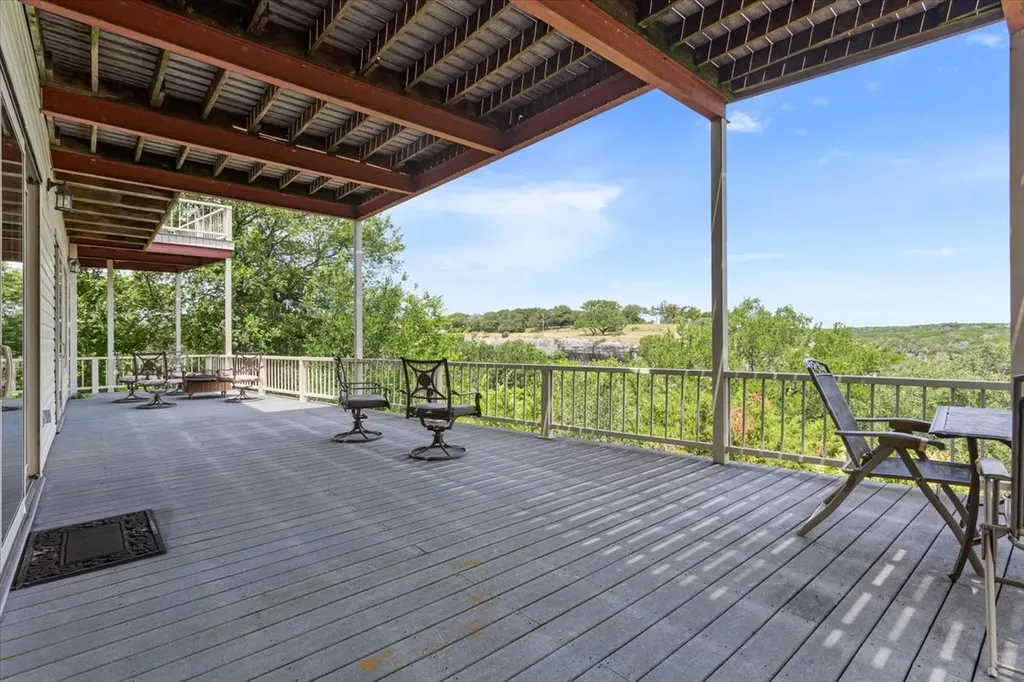 150 County Road 1604 Clifton TX 76634