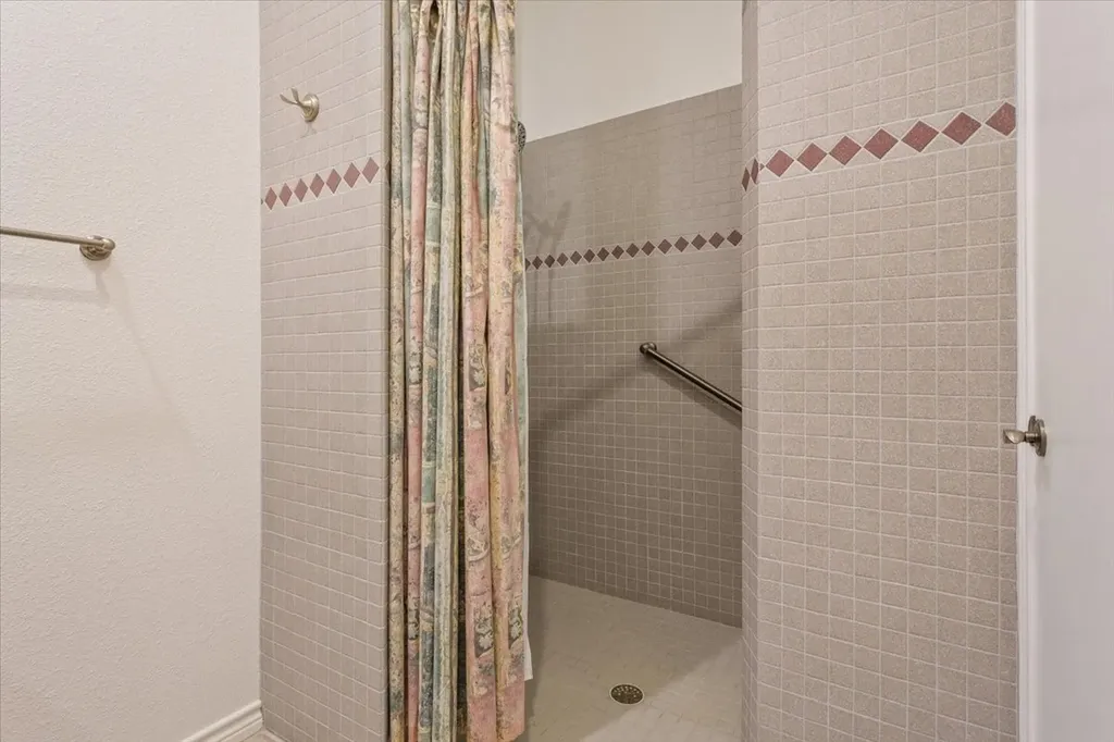 150 County Road 1604 Clifton TX 76634