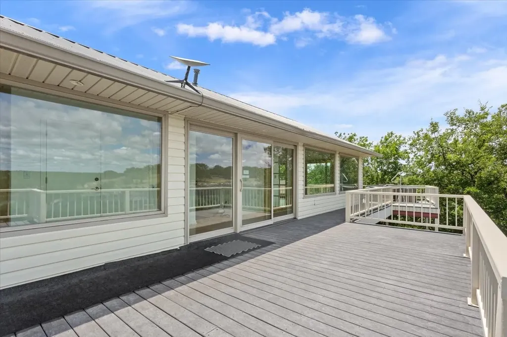 150 County Road 1604 Clifton TX 76634