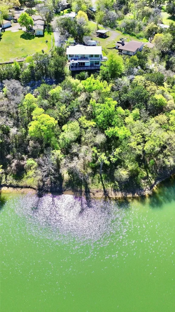 150 County Road 1604 Clifton TX 76634