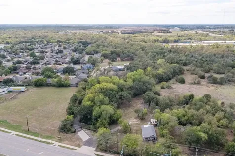 5094 E Mckinney Street Denton TX 76208