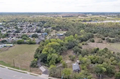 5094 E Mckinney Street Denton TX 76208