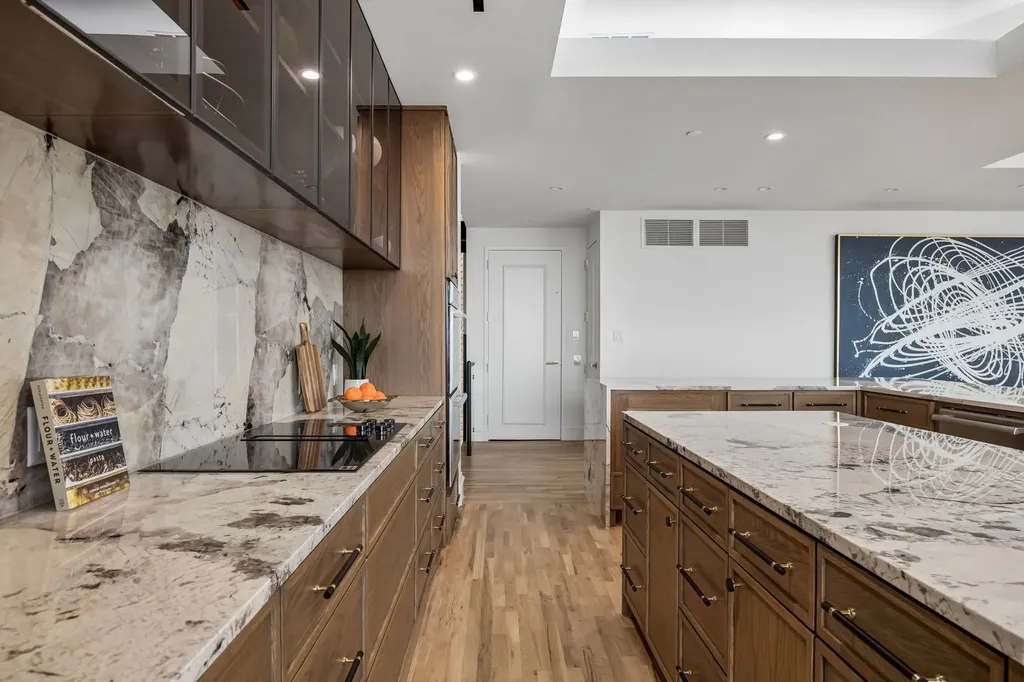 3111 Welborn Street Dallas TX 75219