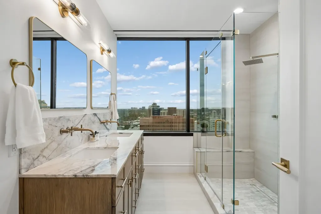 3111 Welborn Street Dallas TX 75219