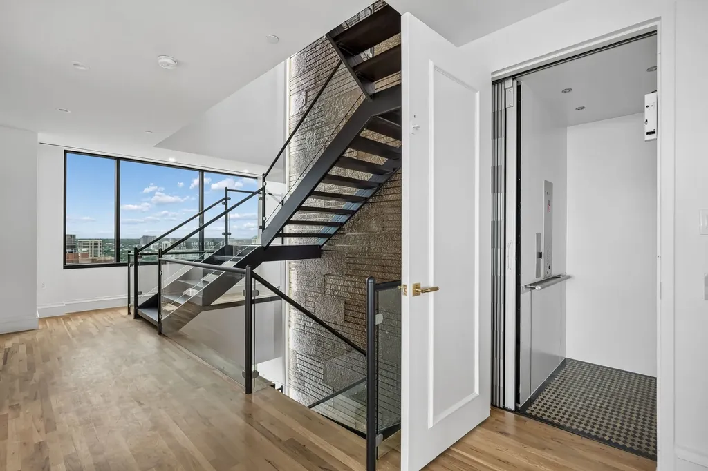 3111 Welborn Street Dallas TX 75219