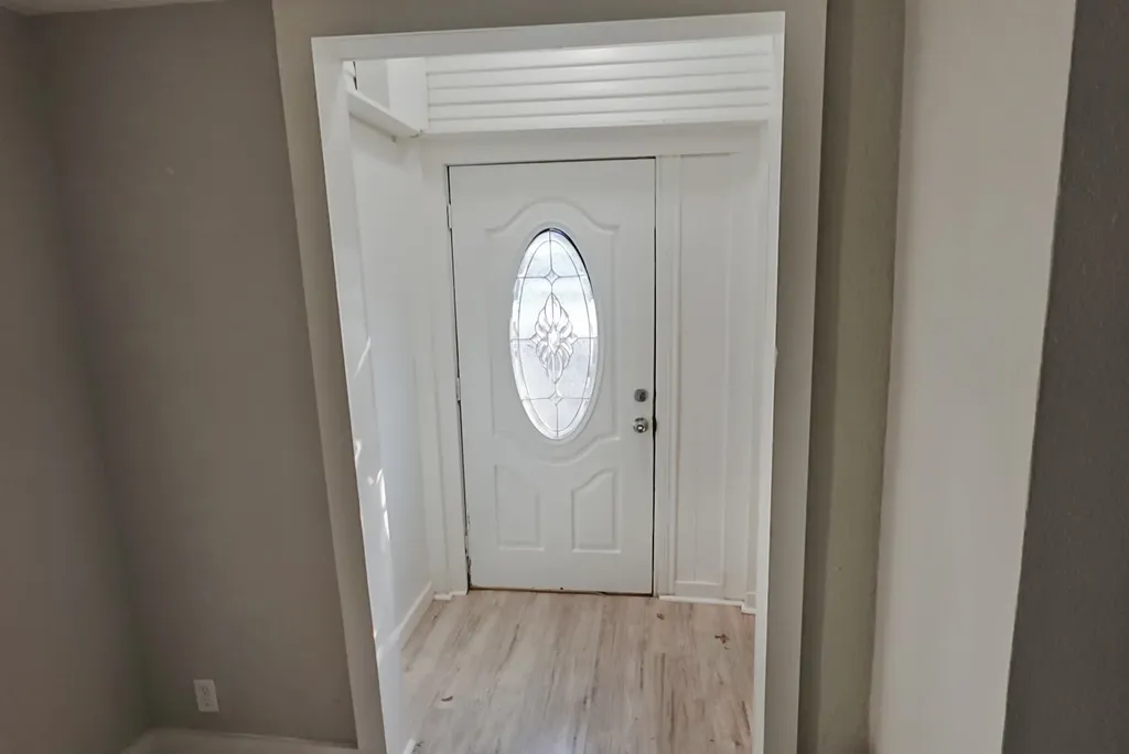 241 W Ross Avenue De Leon TX 76444