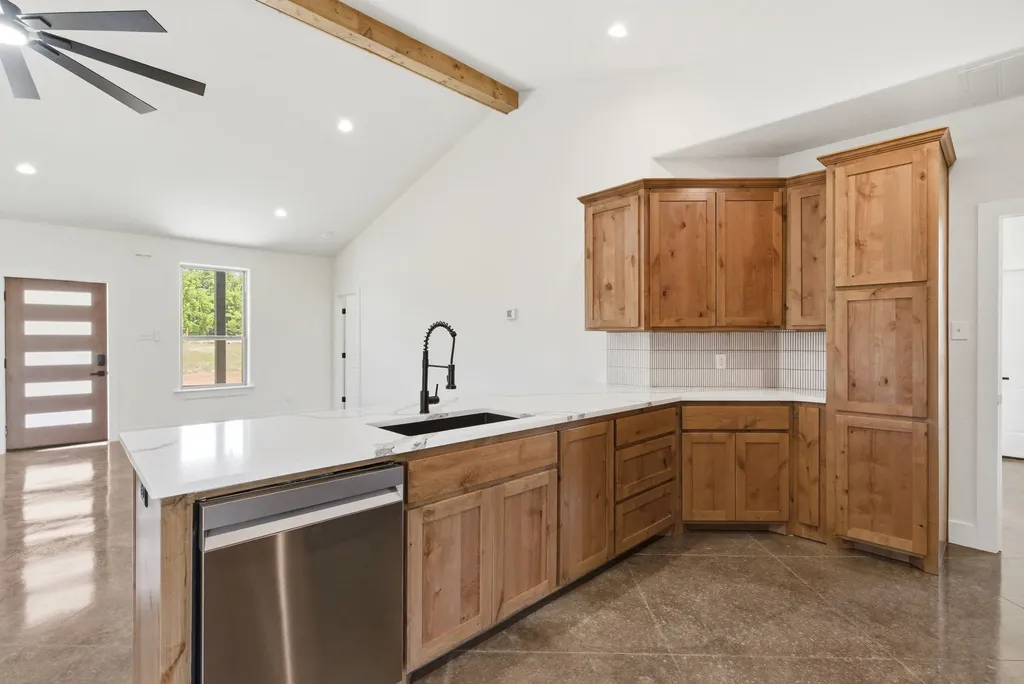 2501 Cowley Road Whitt TX 76490