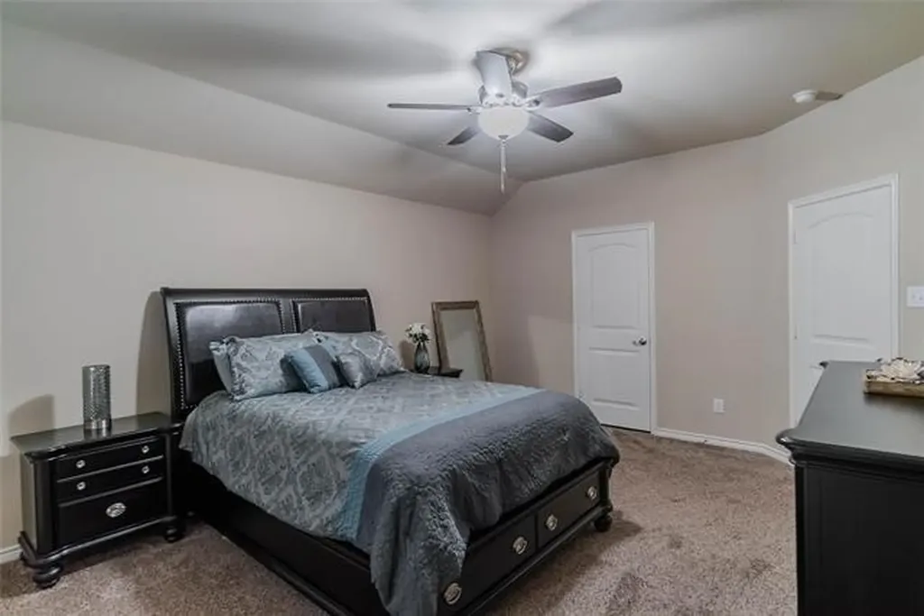 562 Jamestown Lane Fate TX 75189